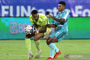 persija-jakarta-perpanjang-kontrak-kiper-carlos-eduardo-untuk-musim-baru