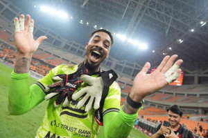 persija-resmi-perpanjang-kontrak-carlos-eduardo-hingga-2026
