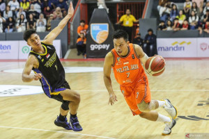 pertarungan-kapten-andalan-di-ibl-jakarta-prastawa-melawan-bram