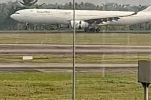 pesawat-saudia-sva5688-alami-ancaman-bom-di-kualanamu-penumpang-selamat