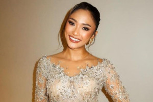 pesona-artis-muda-berkebaya-di-acara-mantu-al-ghazali-dan-alyssa-daguise