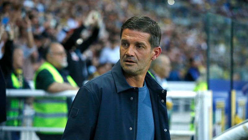 piala-dunia-antarklub-2025-tes-pertama-untuk-chivu-di-inter