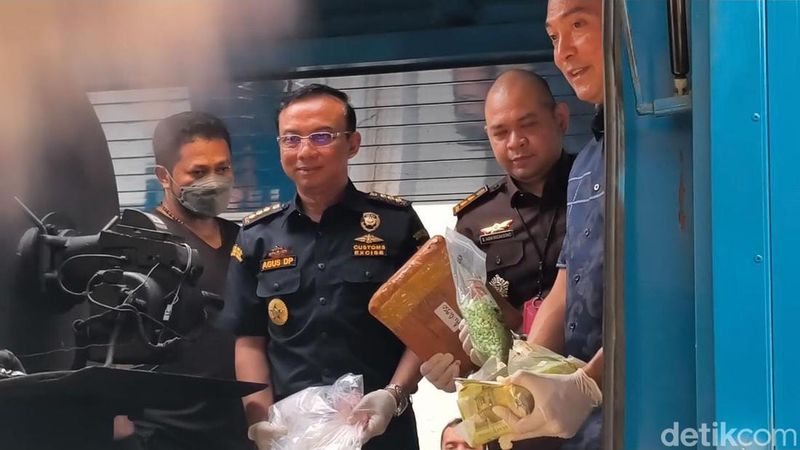 polda-metro-jaya-musnahkan-narkoba-senilai-rp-53-miliar