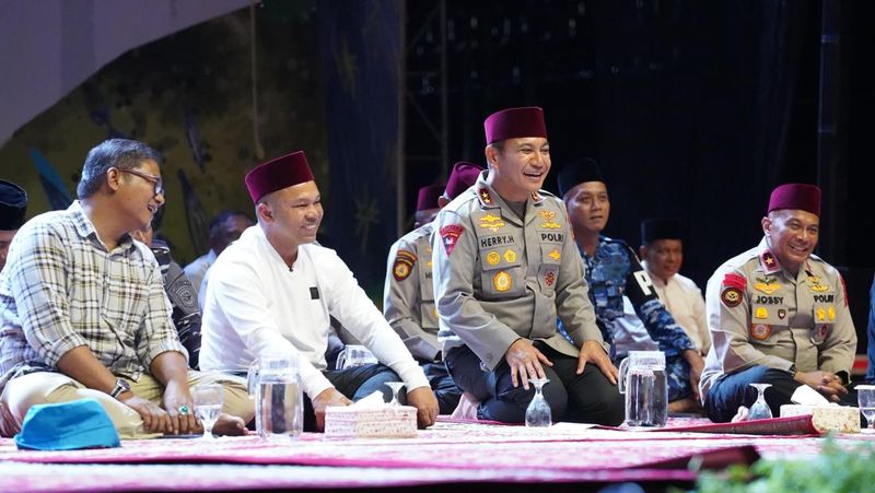 polda-riau-rayakan-hut-bhayangkara-ke-79-dengan-kampanye-lingkungan