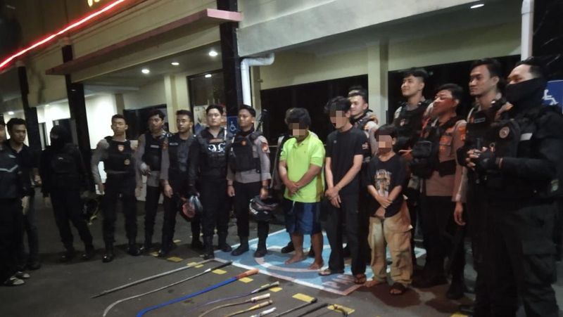 polisi-gagalkan-tawuran-di-senen-amankan-3-pemuda-dan-sajam