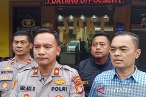 polisi-tangkap-pelaku-pembuangan-bayi-di-palmerah-jakbar