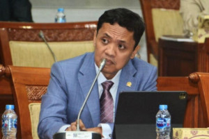 polri-dinilai-berhasil-aktualisasi-peran-pelayanan-rakyat-oleh-dpr-ri