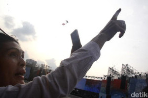 polri-gelar-pesta-rakyat-dan-bazar-umkm-di-monas-untuk-hut-bhayangkara-ke-79