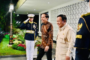 prabowo-kirim-anggrek-ungu-sebagai-ucapan-selamat-ulang-tahun-jokowi