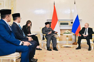 prabowo-sambut-hangat-rencana-penambahan-penerbangan-putin-ke-indonesia