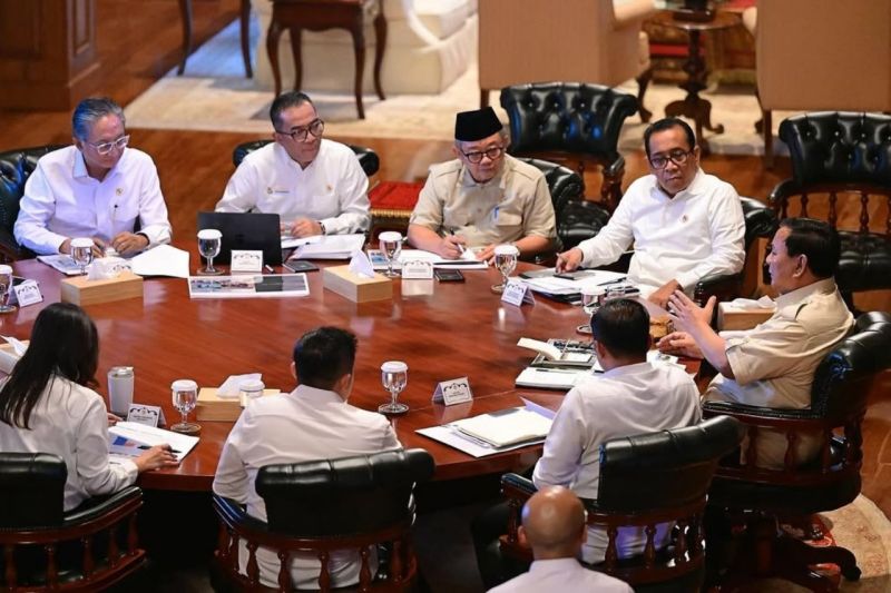 prabowo-tekankan-pentingnya-pendidikan-berkelas-untuk-kemandirian-bangsa