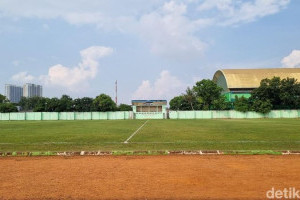 pramono-instruksikan-renovasi-stadion-cendrawasih-jakbar-segera