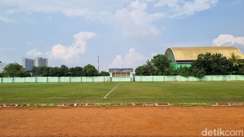 pramono-instruksikan-renovasi-stadion-cendrawasih-jakbar-segera