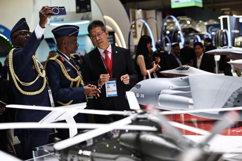 produk-dirgantara-china-dipamerkan-di-paris-air-show-2025