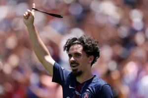 psg-buka-penampilan-di-grup-b-dengan-lumat-atletico-madrid-4-0