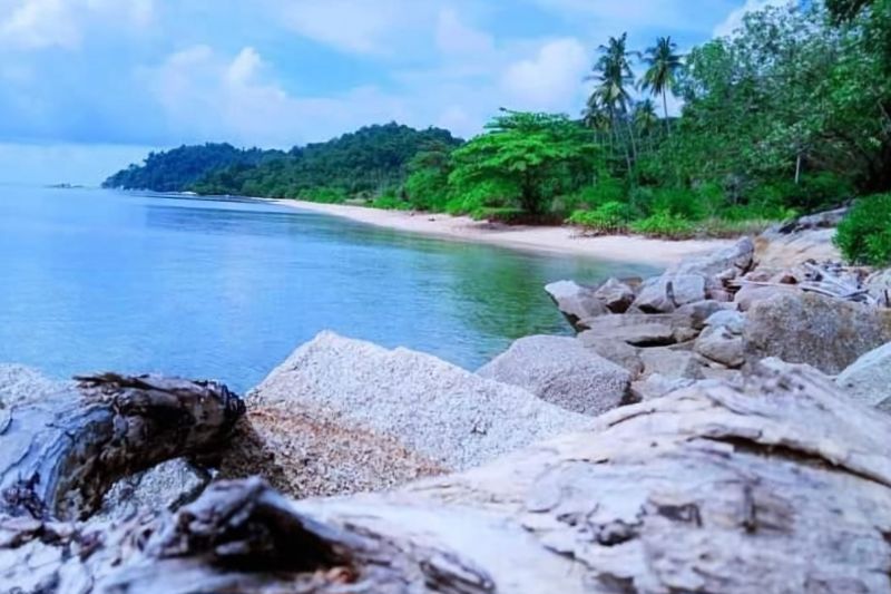 pulau-pekajang-secara-historis-masuk-wilayah-lingga-menurut-brin
