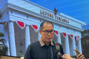 puluhan-wni-peziarah-jemaah-haji-tertahan-di-iran-dan-israel-imbas-peperangan