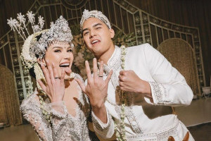 rangkaian-pernikahan-selebriti-al-ghazali-dan-alyssa-daguise
