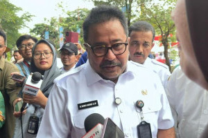 rano-karno-jadi-saksi-pernikahan-putri-gubernur-dki-jakarta