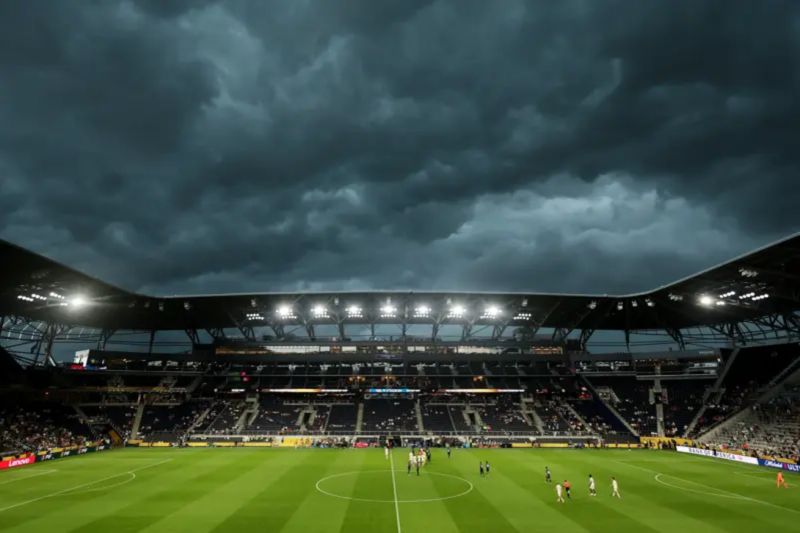 rb-salzburg-sedang-unggul-1-0-atas-pachuca-sebelum-pertandingan-ditunda-karena-cuaca