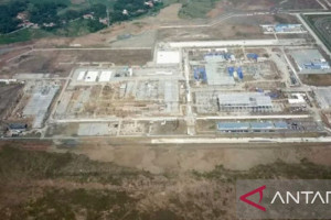 rekordan-investasi-di-karawang-capai-rp15-3-triliun-triwulan-i-2025