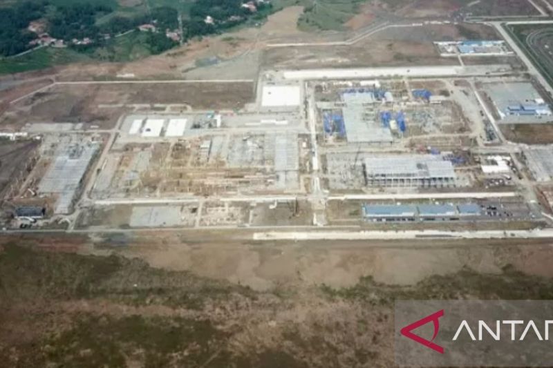 rekordan-investasi-di-karawang-capai-rp15-3-triliun-triwulan-i-2025