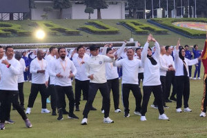 retret-gelombang-ii-di-ipdn-dimulai-dengan-senam-pagi-bersama-wamendagri