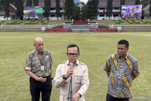 retret-gelombang-kedua-kepala-daerah-diikuti-87-pemimpin