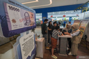 rupiah-menguat-111-poin-sentimen-positif-mendorong-penguatan-mata-uang