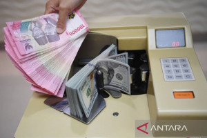rupiah-menguat-hampir-1-didukung-ketegangan-global-redup