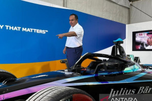 sabic-dan-formula-e-percepat-elektrifikasi-kendaraan-listrik