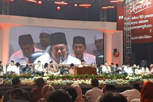 said-abdullah-dan-ganjar-puji-meriahnya-acara-haul-ke-55-bung-karno-di-blitar