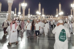 salat-di-nabawi-ziarah-makam-nabi-ini-kegiatan-jemaah-haji-selama-di-madinah
