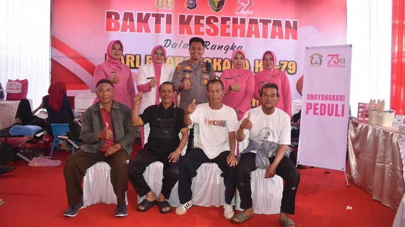 sambut-hut-bhayangkara-polres-kuansing-donorkan-64-kantong-darah-ke-pmi