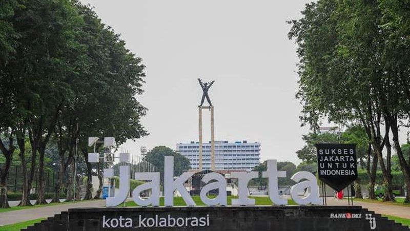 seru-malam-puncak-hut-jakarta-ramaikan-lapangan-banteng