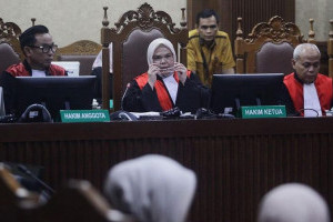 sifat-serakah-eks-pejabat-ma-timbun-harta-rp-1-triliun-mempesonakan-hakim