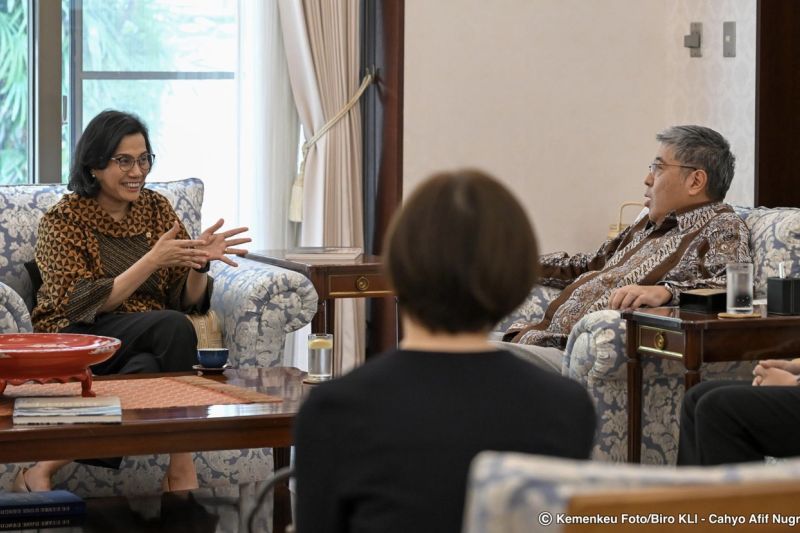 sri-mulyani-diskusikan-dampak-konflik-iran-israel-dengan-menteri-keuangan-arab-dan-qatar