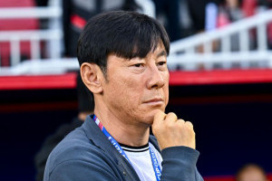 suporter-timnas-china-tolak-shin-tae-yong