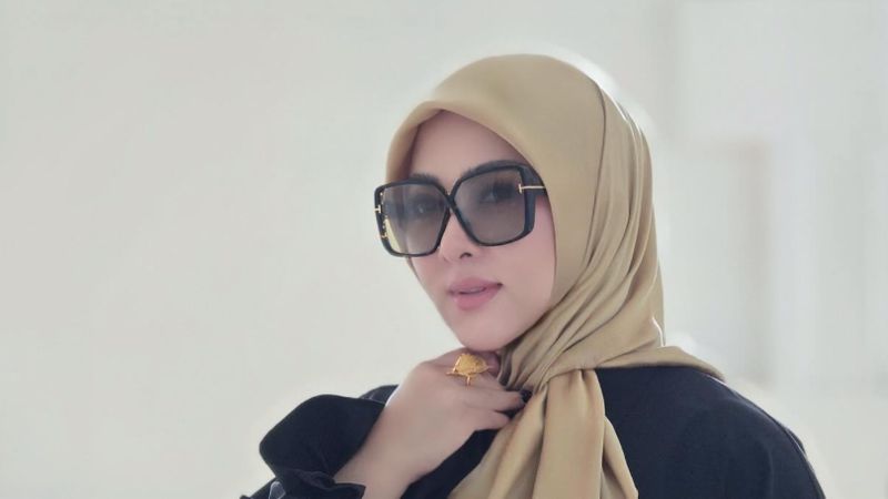 syahrini-berduka-atas-meninggalnya-hengki-kawilarang