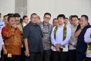 target-operasional-penuh-bandara-rahadi-oesman-capai-akhir-2025