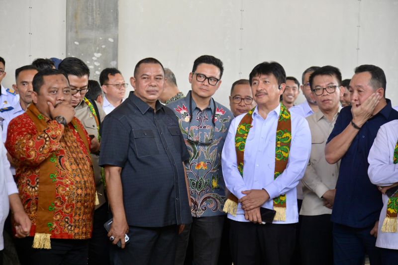 target-operasional-penuh-bandara-rahadi-oesman-capai-akhir-2025