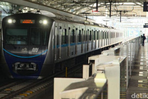 tarif-khusus-rp-1-untuk-transjakarta-mrt-dan-lrt-hut-jakarta