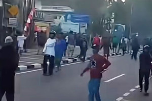 tawuran-di-jaksel-satu-orang-luka-parah-kepalanya