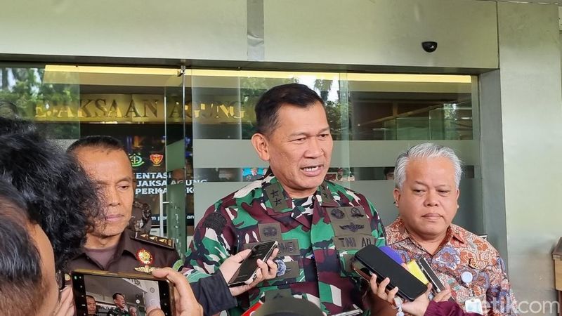 tni-siapkan-peleton-prajurit-untuk-pengamanan-kejaksaan-agung-dan-kejaksaan-negeri