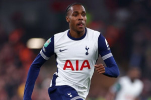 tottenham-hotspur-resmi-permanenkan-mathys-tel-dari-bayern-muenchen