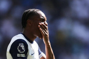 tottenham-permanenkan-mathys-tel