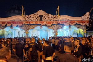 tradisi-malam-1-suro-sambut-tahun-baru-penanggalan-jawa-2025