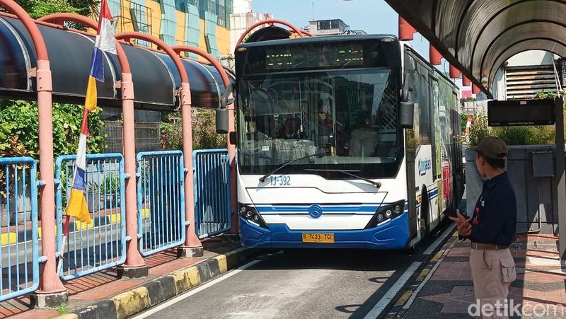 transjakarta-sesuaikan-rute-dan-jadwal-saat-jakarta-international-marathon-2025