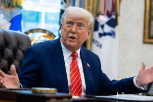 trump-ancam-iran-tapi-tak-akan-bunuh-khamenei-untuk-sekarang