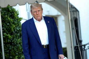 trump-sebut-serangan-as-ke-iran-sangat-berhasil